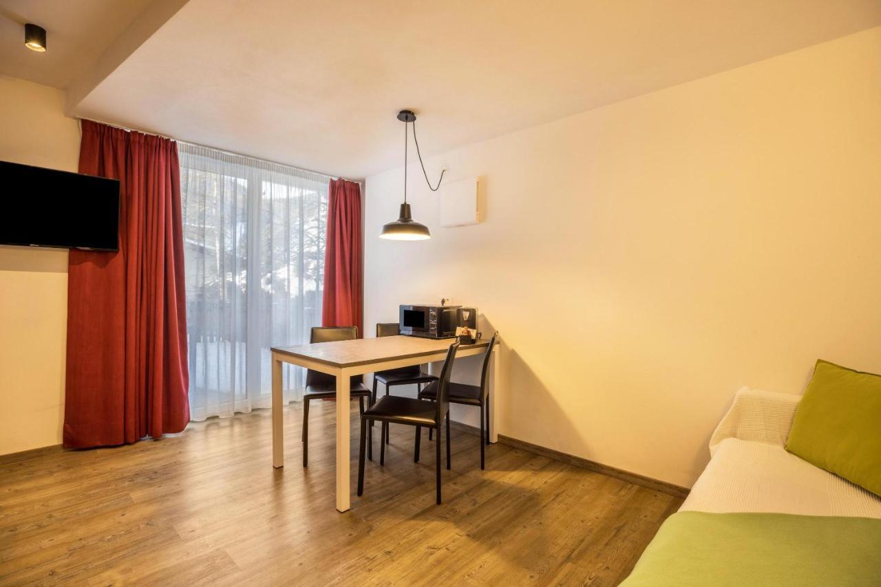 Apartment Oen Residence Bun Ste Сан Вигилио ди Маребе Екстериор снимка